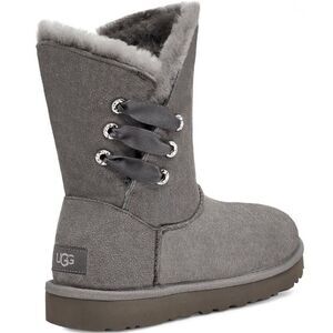 NEW Women’s UGG Constantine Satin Ribbon Winter Fur Boots Size 5 Gray